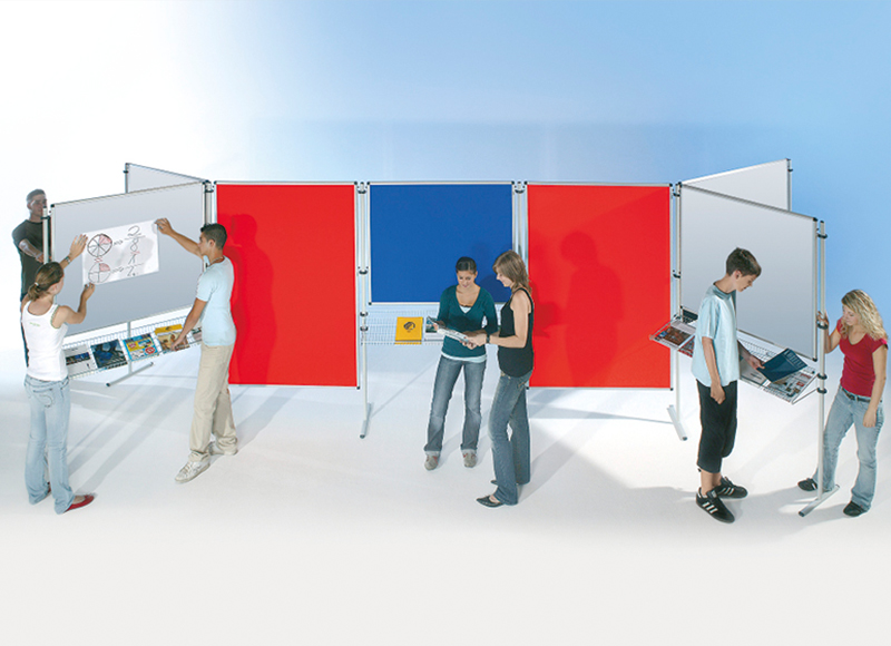 Board modular display system